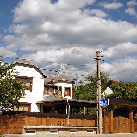 Pensiunea Casa Bianca - Bucovina Vama  Buitenkant foto