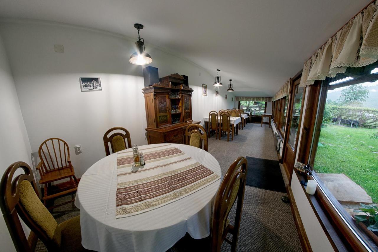Pensiunea Casa Bianca - Bucovina Vama  Buitenkant foto