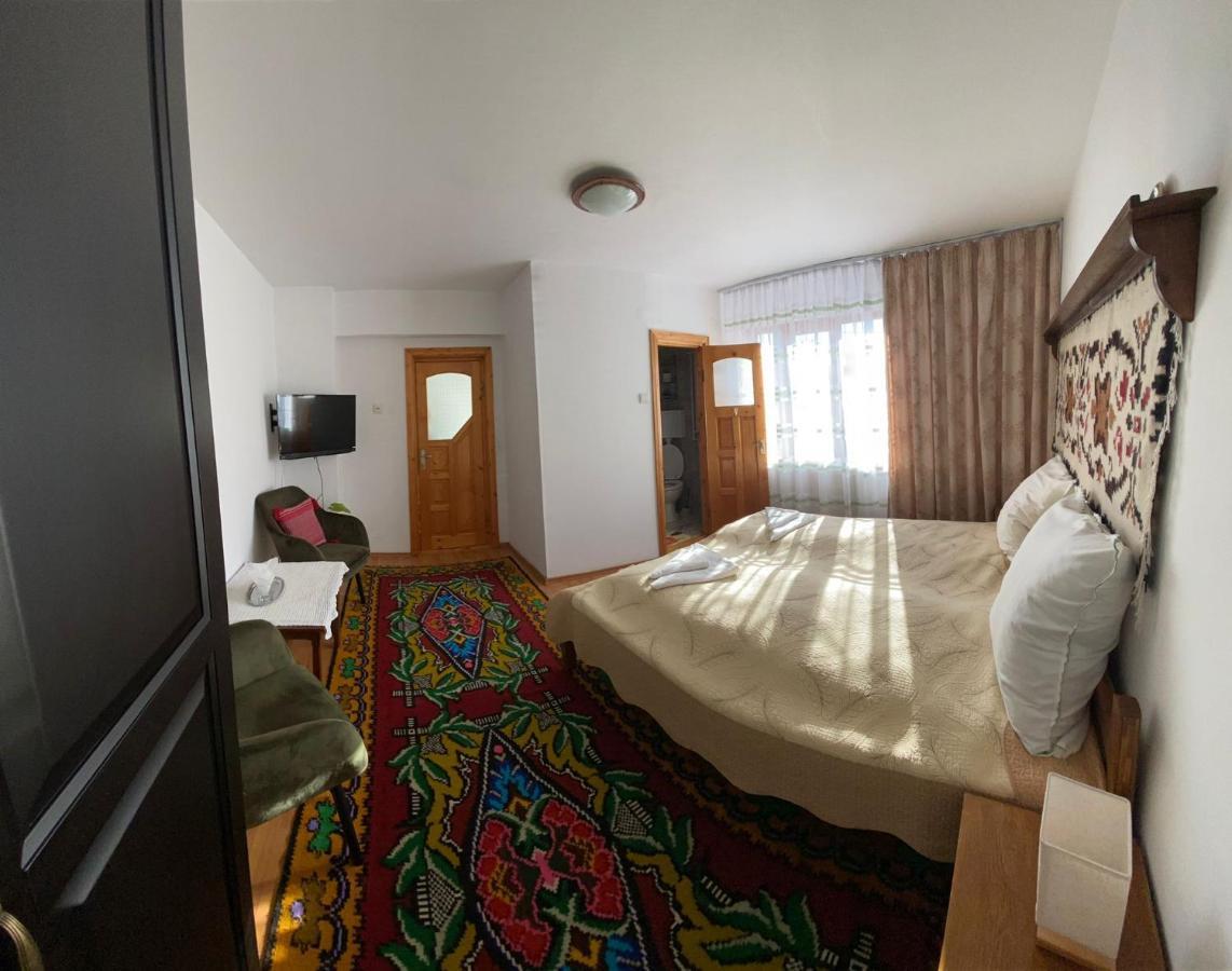 Pensiunea Casa Bianca - Bucovina Vama  Buitenkant foto