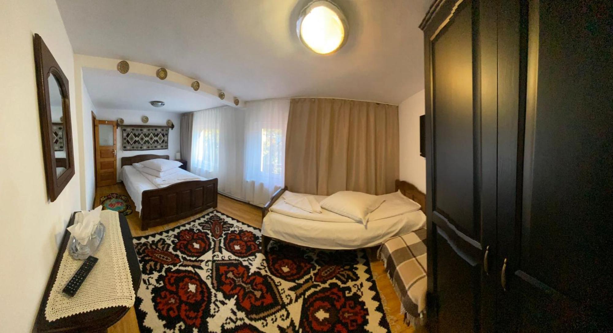 Pensiunea Casa Bianca - Bucovina Vama  Buitenkant foto